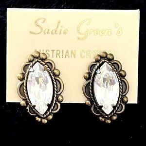Vintage Austrian Crystal Stud Earrings!
